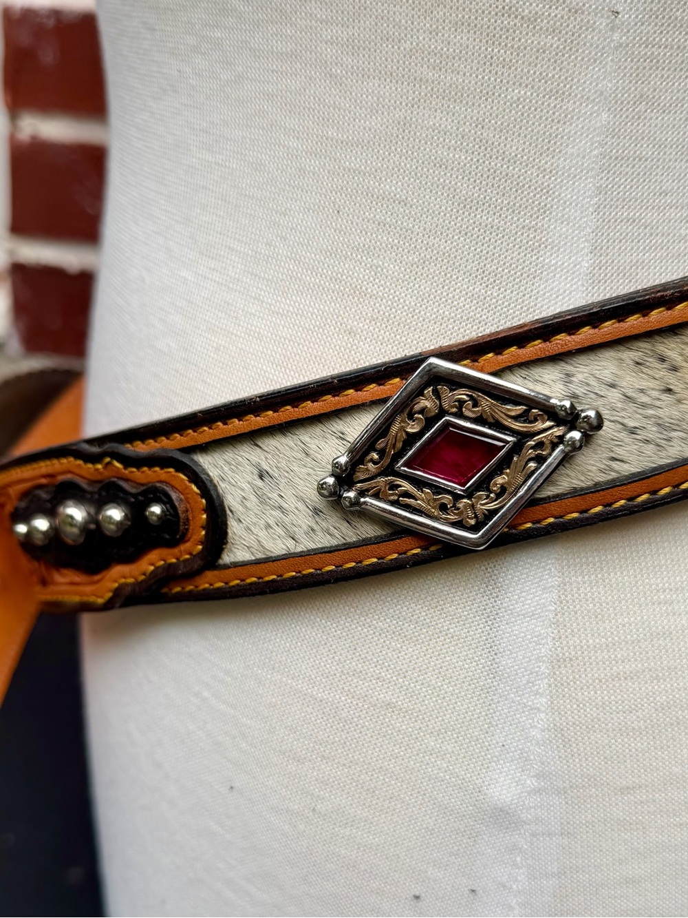 Bob Berg Hand-Tooled Ladies Western  Belt w/Rhinestone Belt Buckle - Picture 2 of 7